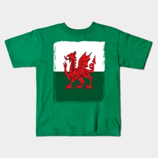 Y Ddraig Goch Grunge Welsh Flag Kids T-Shirt